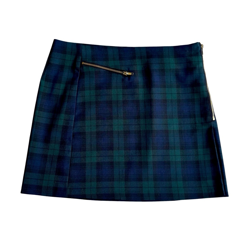 Suzy Shier Plaid Green & Blue Mini Skirt with Zipper Detail. Women's size M